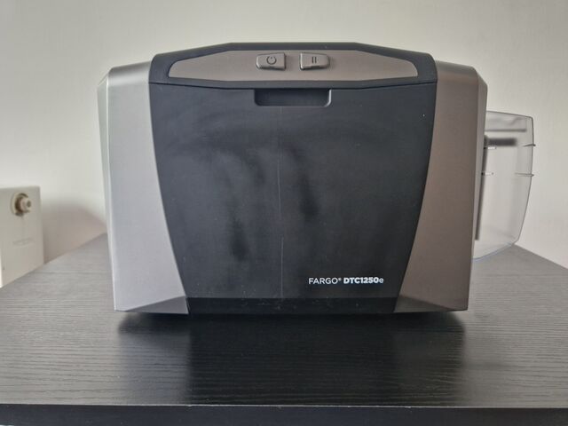 Fargo DTC1250e Single Sided Refurbished ID Card Printer (UPSS-DTC1250e-0441)